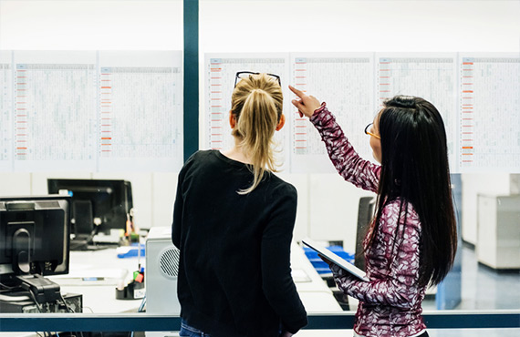 Maximum Efficiency Production Scheduling 