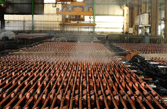 La mesure de produits solides dans les cuves, les trémies et les silos peut être difficile à effectuer.