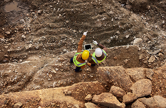 L’environnement minier est reconnu pour sa nature corrosive, sa forte humidité et la densité limitée des E/S.