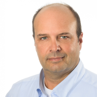 Portrait de l'auteur, Michel Côté, consultant sénior en fiabilité chez Contrôles Laurentide